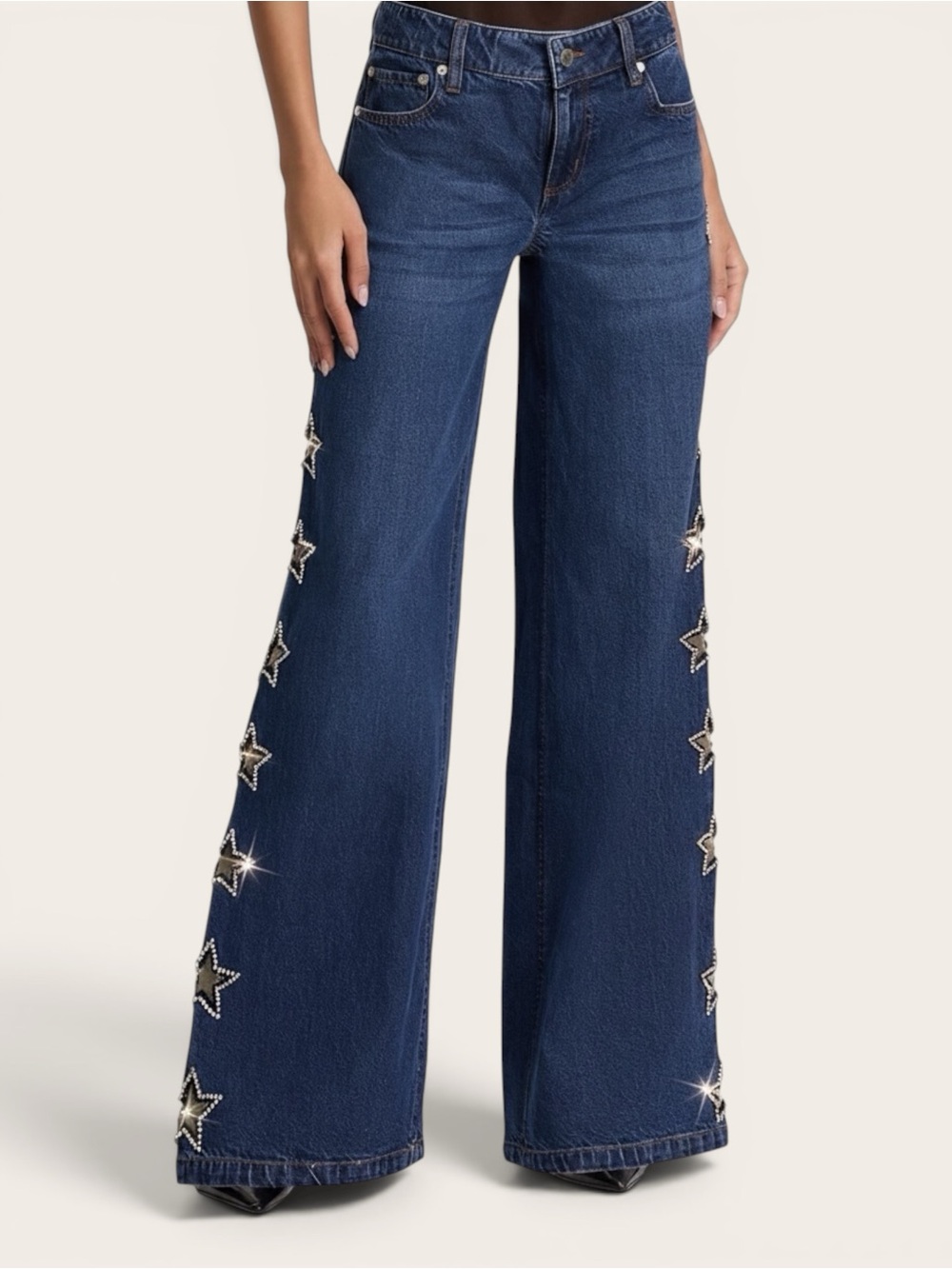 Alice + Olivia Rhinestone Star Leg Jeans Size 25 NWT